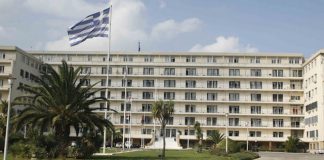 ΓΕΣ: ”Κόβονται” 250 νέοι Συνταγματάρχες