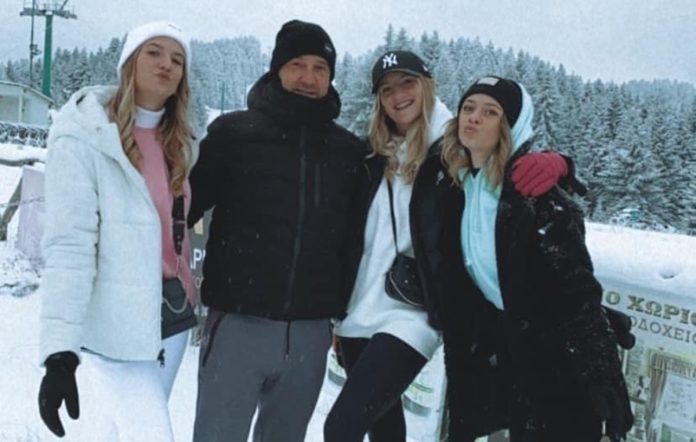 Νίκος Πλακιάς: Βλέπω έναν χορό εκατομμυρίων στο σκάνδαλο του ΟΠΕΚΕΠΕ και εγώ έχασα τα παιδιά μου για μια τυπική τηλεδιοίκηση 60.000€ !!!