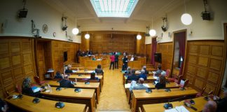 Προανακριτική: Η κατακραυγή από συγγενείς και συνταγματολόγους και η αναζητηση προσχημάτων