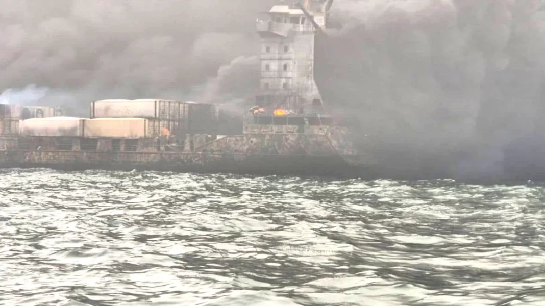 tanker-voreia-thalassa-mak1