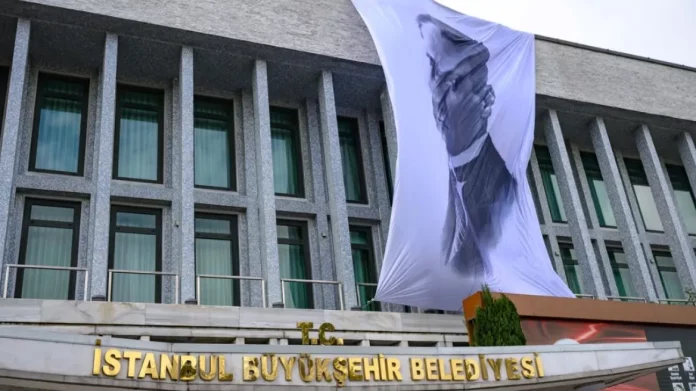 Τουρκία: Συνελήφθη και ο δικηγόρος του Εκρέμ Ιμάμογλου
