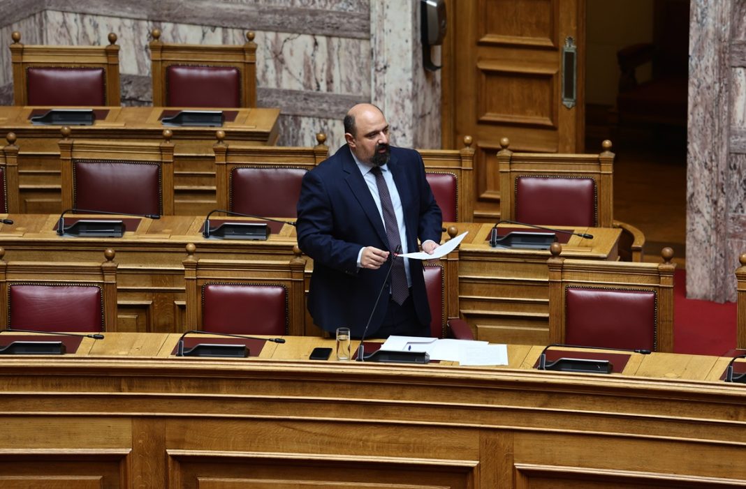 ÊÏÉÍÏÂÏÕËÅÕÔÉÊÏÓ ÅËÅÃ×ÏÓ - ÅÐÉÊÁÉÑÅÓ ÅÑÙÔÇÓÅÉÓ<BR><BR>