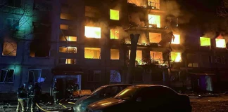 Πόλεμος στην Ουκρανία: «Πυρετός» διαπραγματεύσεων Κιέβου – Ουάσινγκτον στη Σαουδική Αραβία εν μέσω βομβαρδισμών