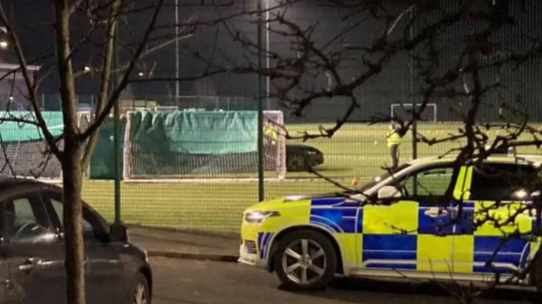 xrwma-koritsaki-autokinhto