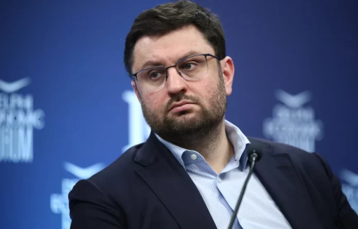 Κώστας Ζαχαριάδης: «Ομάδα Αλητείας»