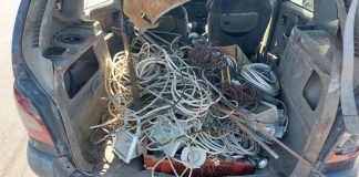 Νέο πλιάτσικο από συμμορίες Ρομά στις σιδηροδρομικές γραμμές της Θήβας