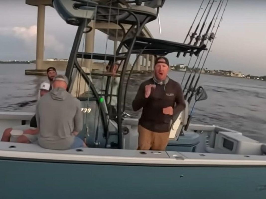 6831ee55816f253d2fd7c384c2a6ffa3