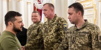 «Τρίζει» η καρέκλα του Β.Ζελένσκι: Μετά τον Ζαλούζνι και ο Μπουντάνοφ φαίνεται να αμφισβητεί τον Ουκρανό πρόεδρο