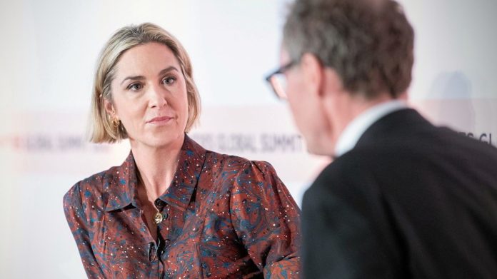 Forbes: Αυτοί είναι οι 9 Έλληνες δισεκατομμυριούχοι – Η Μαρία Αγγελικούση πλουσιότερη Ελληνίδα με 7,6 δισ. δολάρια