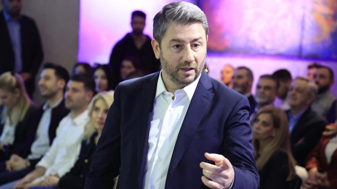 Διακοπές εργασίας για τους τομεάρχες του ΠΑΣΟΚ