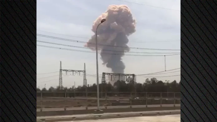 Μεγάλη έκρηξη στο λιμάνι Σαζίντ Ρατζάι στο νότιο Ιράν, τουλάχιστον 406 τραυματίες – Δείτε βίντεο