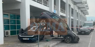Πανικός στο ΟΑΚΑ: «Κόλλησε το γκάζι» και αυτοκίνητο «καβάλησε» άλλα οχήματα πριν σταματήσει σε κολώνες