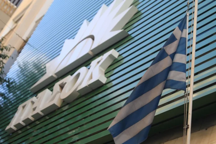 Το ΠΑΣΟΚ χωρίς κομματικά όργανα