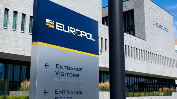 Η Κομισιόν προτείνει την αναβάθμιση της Europol σε ευρωπαϊκή αστυνομική υπηρεσία