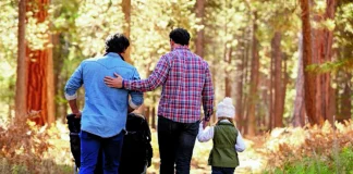 «Παράθυρο» για απόκτηση τέκνου μέσω υιοθεσίας στα ομόφυλα ζευγάρια