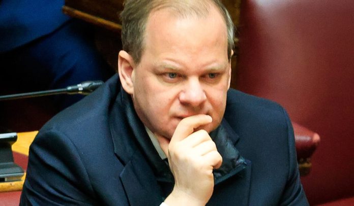 Ο Τριαντόπουλος ήταν απλώς ο πυροκροτητής…