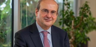 Προεκλογική πανστρατιά της ΝΔ στη Βαλένθια για τον Κ. Χατζηδάκη