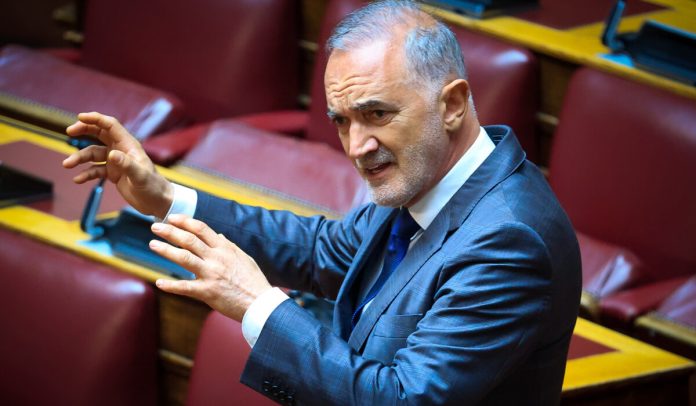 Νέο κόμμα προαναγγέλλει ο Σάλμας που θα… «αντικαταστήσει την κυβέρνηση Μητσοτάκη»