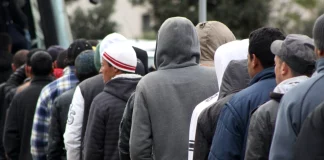 Η κυβέρνηση της Σουηδίας προωθεί νομοσχέδιο με κριτήρια «έντιμης διαγωγής» για μετανάστες