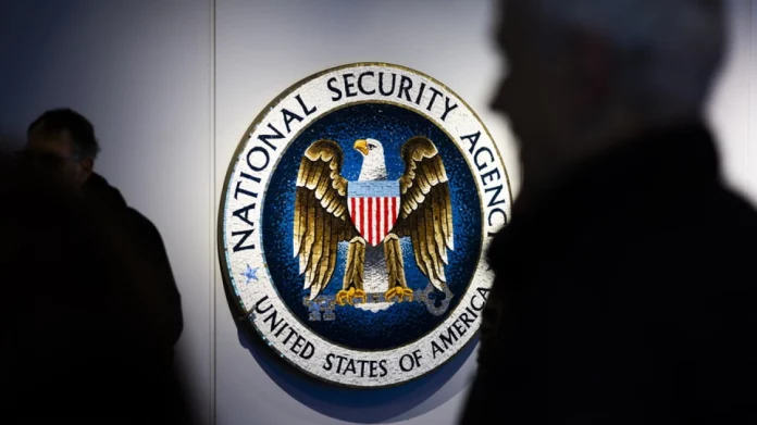 NSA: Καθαιρέθηκε ο διευθυντής της αμερικανικής υπηρεσίας κατασκοπείας, μετά από εισήγηση… συνωμοσιολόγου infuencer