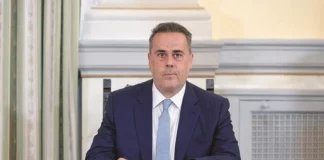 Ο Παπασταύρου ξέχασε τον Σαμαρά!