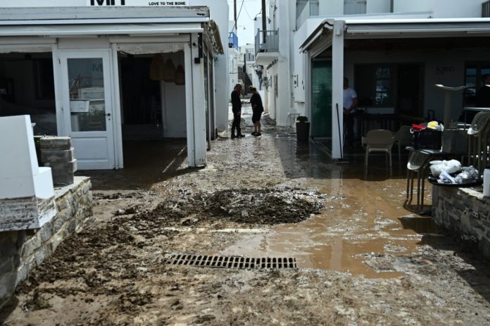 Guardian: «Έλλειψη ετοιμότητας της Ελλάδας στην αντιμετώπιση φυσικών καταστροφών»