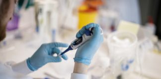 Ιατρικό σκάνδαλο στην Ολλανδία: Δεκάδες δότες σπέρματος απέκτησαν μέχρι και 75 παιδιά ο καθένας