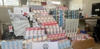 Κατείχε 15.000 λαθραία πακέτα τσιγάρα και συσκευασίες καπνού