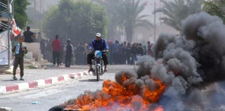 Οργή στην Τυνησία – Τρεις μαθητές νεκροί, καταπλακώθηκαν από τοίχο στο σχολείο τους