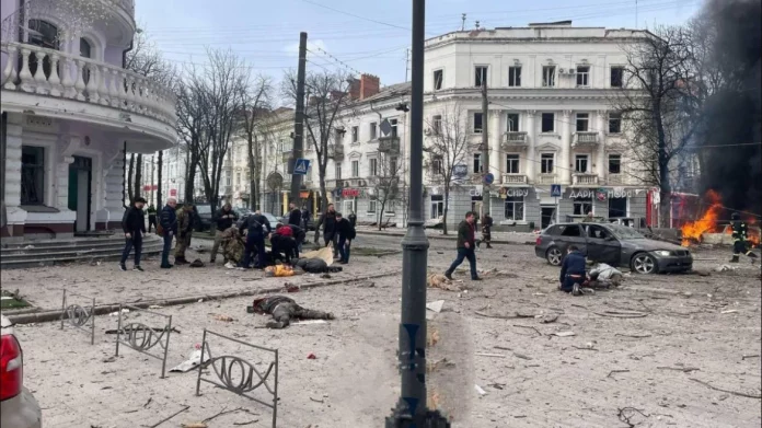 Λευκός Οίκος: Το πλήγμα της Ρωσίας στην Ουκρανία υπενθύμιση της ανάγκης να διεξαχθούν διαπραγματεύσεις