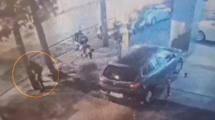 Βίντεο-ντοκουμέντο από τη στιγμή που ο δράστης τοποθετεί τη βόμβα στα γραφεία της Hellenic Train