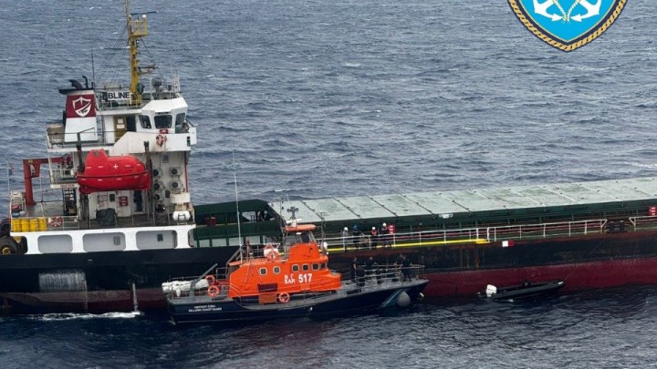 06806cd960bcc56884364d605fb753e4-b