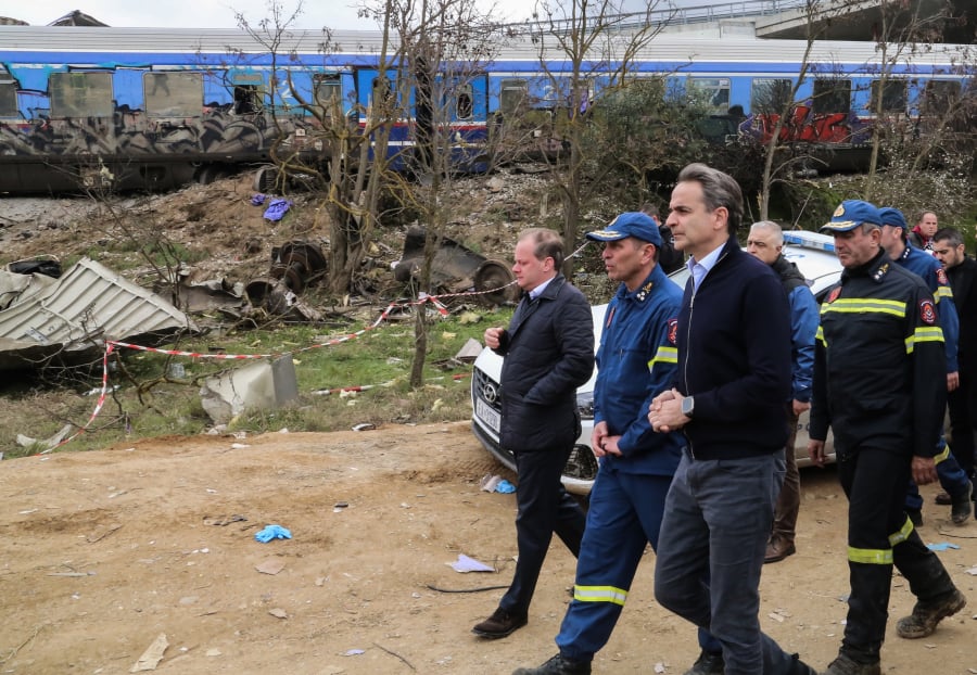 147ed0ba9cb23201725118767eaacfe0_L