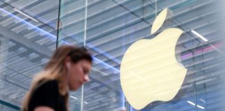 Αγωγή κατά της Apple στη Γαλλία για τις «κρυφές ηχογραφήσεις» του Siri