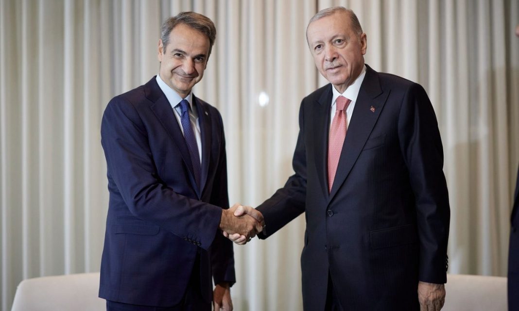 2a4d95c0-mitsotakis-erdogan