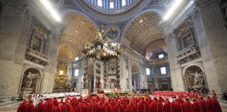 Βατικανό: Αδιέξοδο για τον νέο Πάπα – Καμία ομοφωνία στις πρώτες εννέα συναντήσεις
