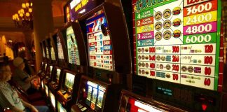 Τα «φρουτάκια» ως μέσο οικονομικής αφαίμαξης των φτωχών Βρετανών