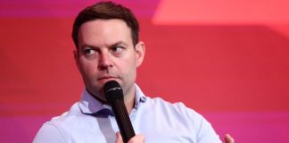 Κασσελάκης: Ο Μητσοτάκης πρέπει να είναι στο κατηγορητήριο για τα Τέμπη – Αν δεν υπάρχει είναι καθαρό ξέπλυμα