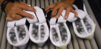 Φωκίδα: Τους έπιασαν «στα πράσα» να περνούν ναρκωτικά στη φυλακή – Τα έκρυψαν μέσα σε παπούτσια!