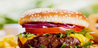 Συνελήφθη 30χρονος που πουλούσε burgers με… συνοδευτικό ναρκωτικά στου Ζωγράφου