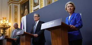 Τα λεφτά φέρνουν «αγκαλιές» Βρυξελλών-Λονδίνου