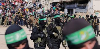 Γάζα: Η Χαμάς απάντησε στην πρόταση εκεχειρίας των ΗΠΑ – 10 εν ζωή όμηροι θα απελευθερωθούν και 18 σοροί