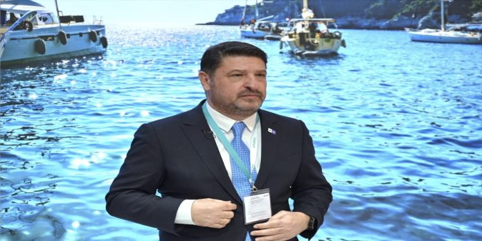 Project 17 εκατ από Ν. Χαρδαλιά για προβολή της Αττικής