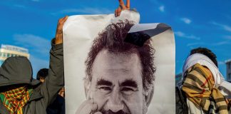 Την αυτοδιάλυσή του ανακοίνωσε το ΡΚΚ