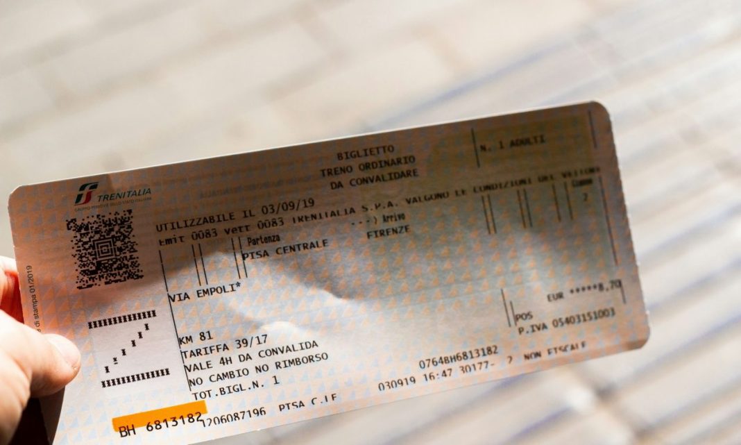 e46bd241-taylor-flowe-NIS5r6wF6Ko-unsplash