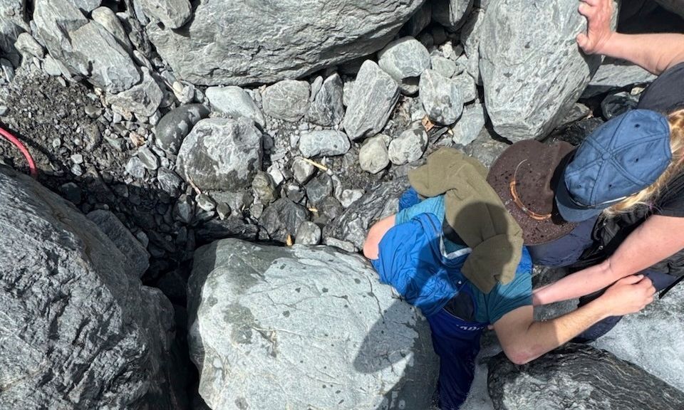 f3c64cd2-alaska-vraxos