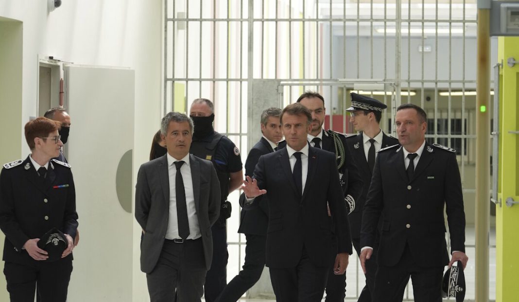 gallia_emmanuel_macron_gerald_darmanin-1200x700