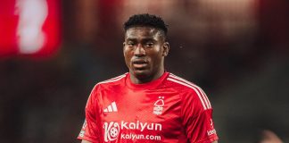 Σε τεχνητό κώμα ο Τάιβο Αβονίγι της Νότιγχαμ: Τραυματίστηκε σε σύγκρουσή του με το δοκάρι (VIDEO)