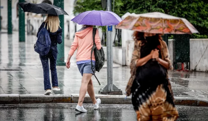 Καιρός: Έρχονται βροχές από Τετάρτη – Πού θα είναι ισχυρά τα φαινόμενα