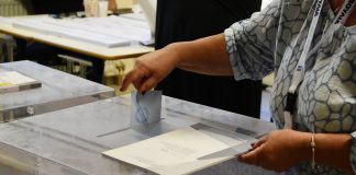 Opinion Poll: «Τσιμπάει» προς τα πάνω η ΝΔ, αλλά η ακρίβεια τρομάζει – 2η η Πλεύση, κατρακύλα για ΣΥΡΙΖΑ – Πώς βλέπουν ενδεχόμενη επιστροφή Τσίπρα